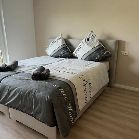 Apartmán Luxus 3zi Whg Moebliert Naehe Stadtmitte Metzingen (Tubingen)
